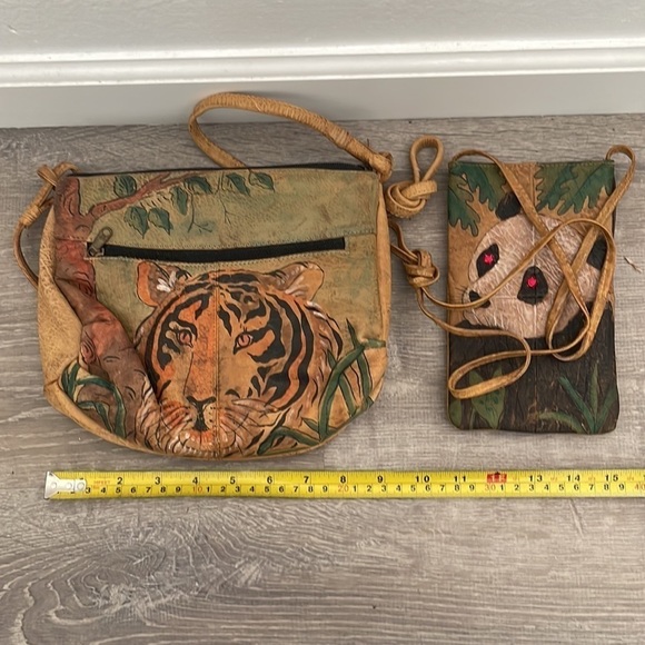 Tiger and Panda Purse - Picture 7 of 8